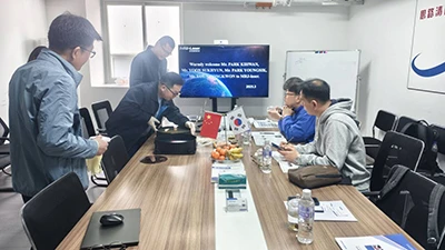 O fabricante coreano de wafer de silício visita a instalação de Chengdu da MR...