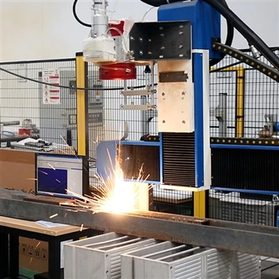 Máquina de limpeza a laser com potência Raycus de onda contínua 6000W